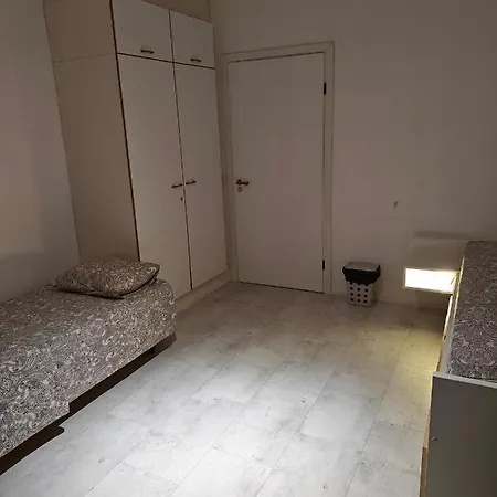 Pet-friendly 4 Bed In With Park Views *